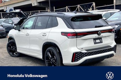 Ascot Grey With Black Roof 2026 Volkswagen Tiguan 2.0T SE R-Line Black
