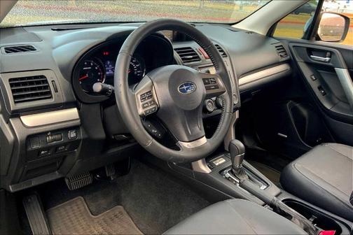 2015 Subaru Forester 2.5i Touring