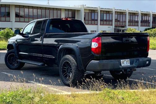 Midnight Black Metallic 2019 Toyota Tundra SR