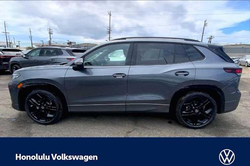 Platinum Gray Metallic 2026 Volkswagen Tiguan 2.0T SE R-Line Black