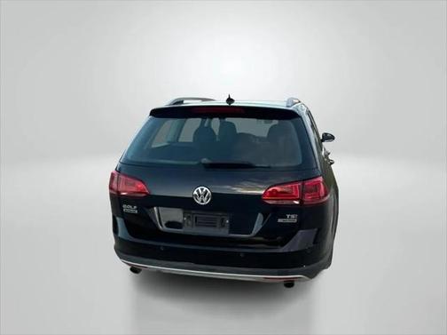 2017 Volkswagen Golf Alltrack TSI SE