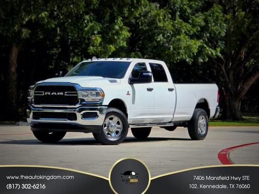 2024 RAM 2500 Tradesman Crew Cab 4x4 8' Box