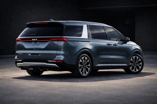 2024 Kia Carnival EX