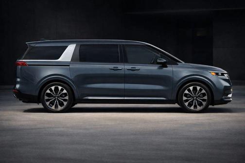 2024 Kia Carnival EX
