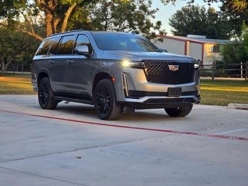 2022 Cadillac Escalade Premium Luxury