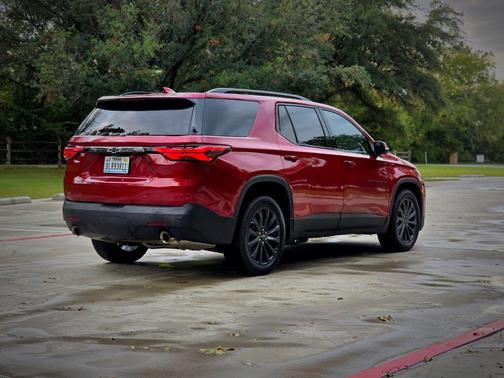 2023 Chevrolet Traverse RS