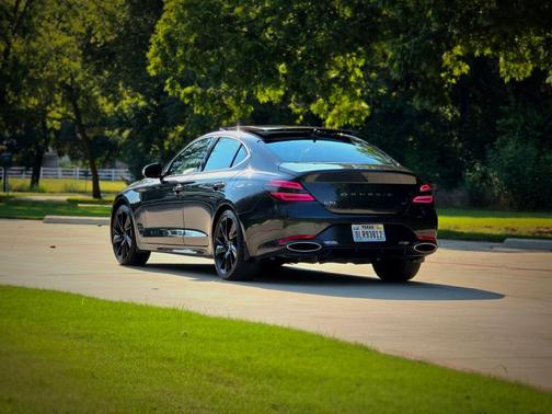 2023 Genesis G70 3.3T RWD