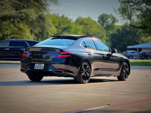 2023 Genesis G70 3.3T RWD