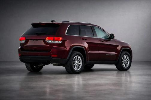 2020 Jeep Grand Cherokee Laredo