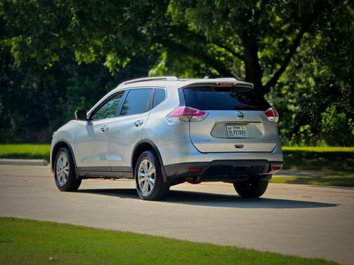 2015 Nissan Rogue SV