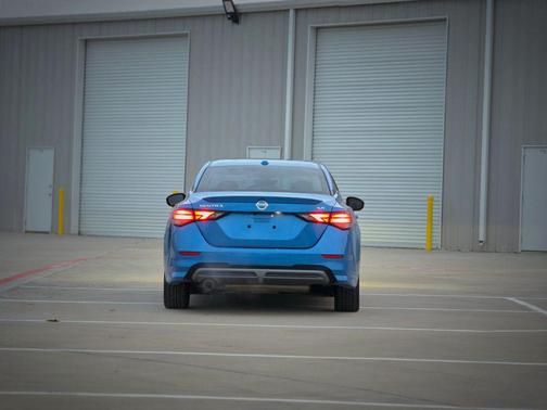 2023 Nissan Sentra SR