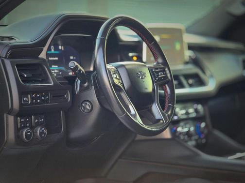 2022 Chevrolet Suburban RST