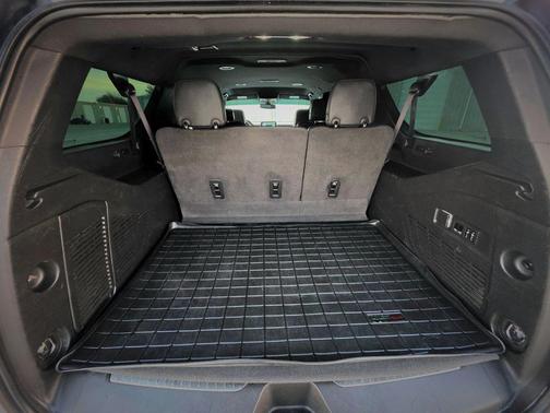 2022 Chevrolet Suburban RST