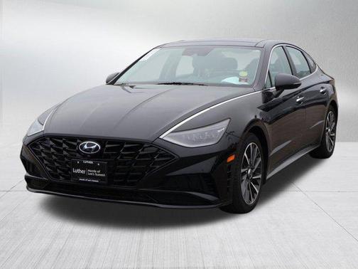 2022 Hyundai SONATA Limited