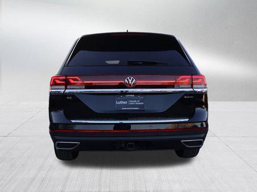 2024 Volkswagen Atlas 2.0T SE w/Technology 4MOTION