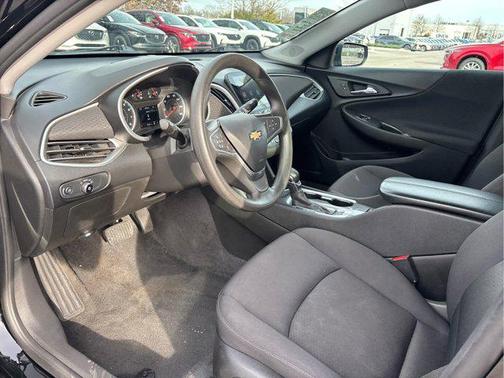 2022 Chevrolet Malibu FWD LT