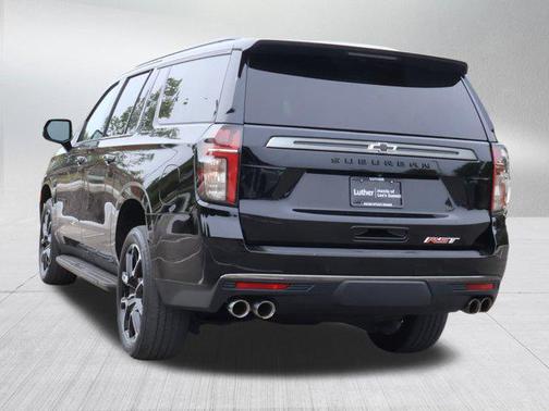 2022 Chevrolet Suburban RST
