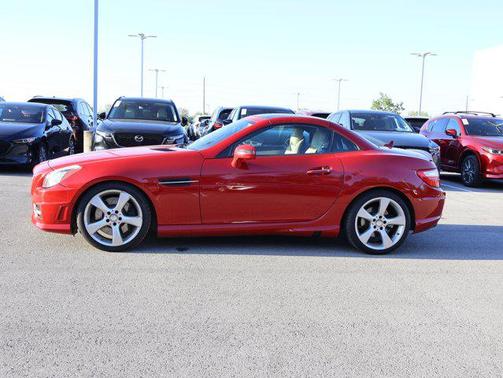 Mars Red 2016 Mercedes-Benz SLK-Class SLK350