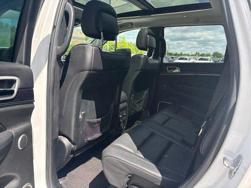 Ivory 3-Coat 2018 Jeep Grand Cherokee Summit