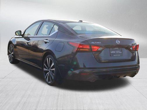 2020 Nissan Altima Platinum FWD