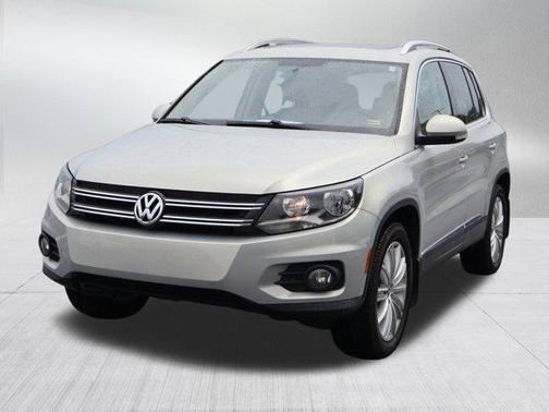2012 Volkswagen Tiguan SE