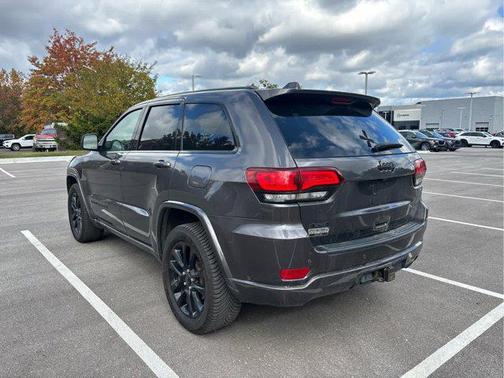 2021 Jeep Grand Cherokee Laredo