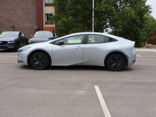 2024 Toyota Prius Prime SE