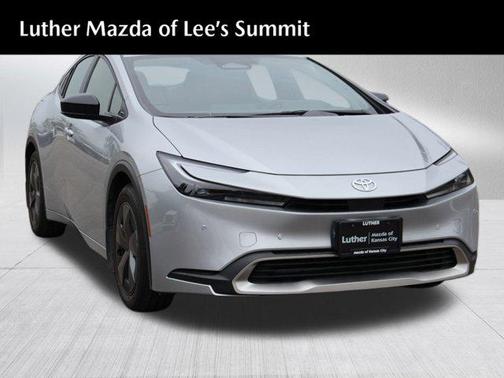 2024 Toyota Prius Prime SE