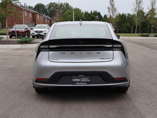 2024 Toyota Prius Prime SE