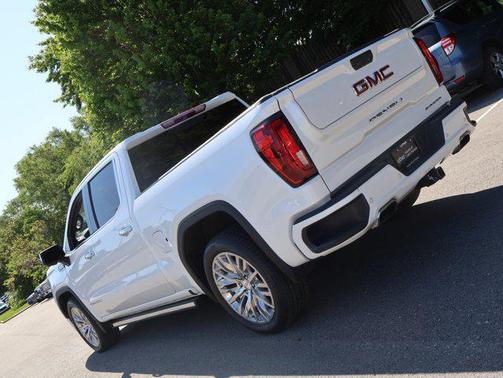 White Frost Tricoat 2019 GMC Sierra 1500 Denali