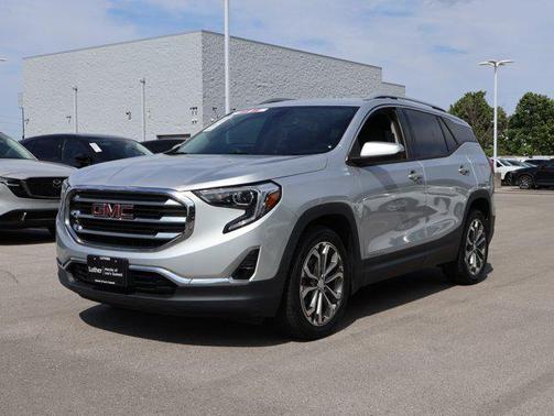 Quicksilver Metallic 2019 GMC Terrain SLT