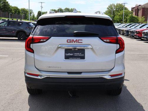 Quicksilver Metallic 2019 GMC Terrain SLT