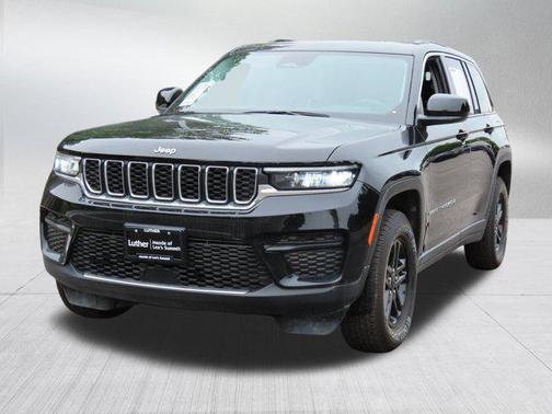 2022 Jeep Grand Cherokee Laredo