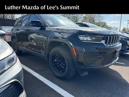 2022 Jeep Grand Cherokee Laredo