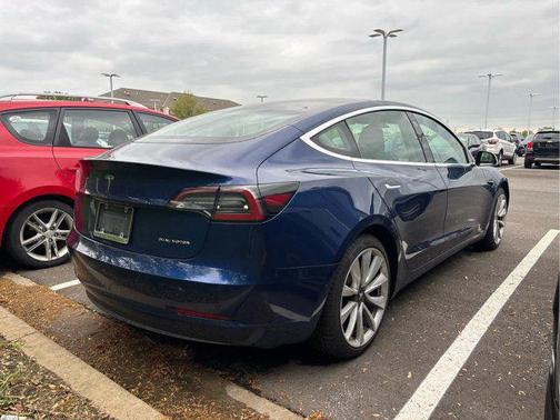 2019 Tesla Model 3 Long Range