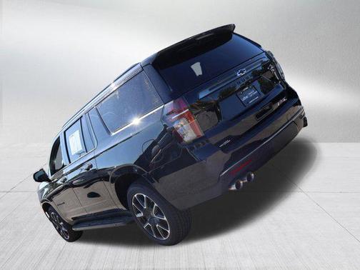 Black 2022 Chevrolet Suburban RST