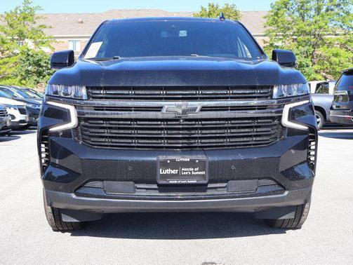Black 2022 Chevrolet Suburban RST