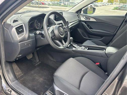 2018 Mazda Mazda3 Sport