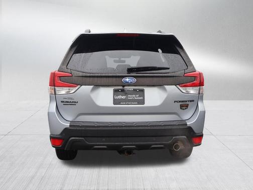 Ice Silver Metallic 2023 Subaru Forester Wilderness
