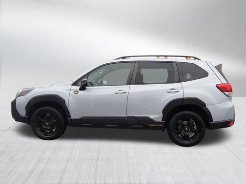 Ice Silver Metallic 2023 Subaru Forester Wilderness