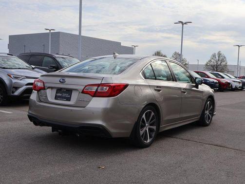 Tungsten Metallic 2019 Subaru Legacy Limited
