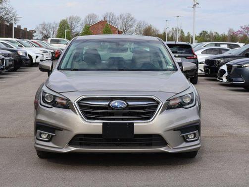 Tungsten Metallic 2019 Subaru Legacy Limited