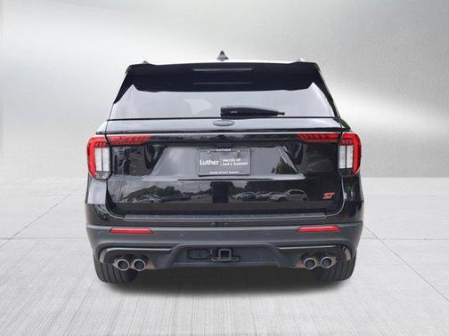 Agate Black Metallic 2025 Ford Explorer ST