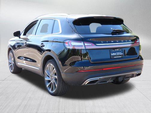 2022 Lincoln Nautilus Reserve