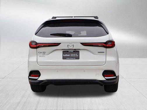 Rhodium White Premium 2025 Mazda CX-70 PHEV Premium Package