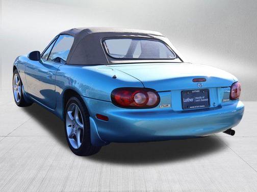 2002 Mazda MX-5 Miata LS