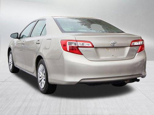 2013 Toyota Camry LE