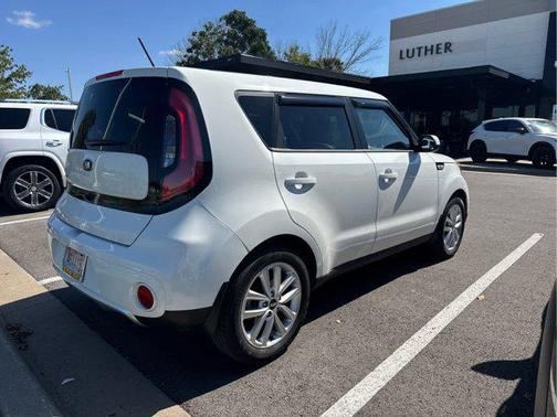 2018 Kia Soul +