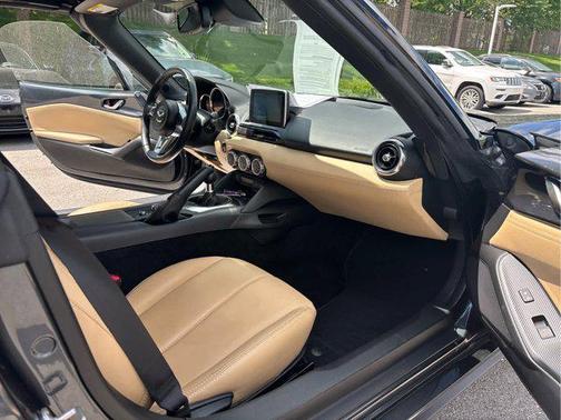 Meteor Gray Mica 2016 Mazda MX-5 Miata Grand Touring