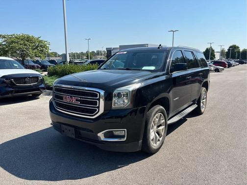 Onyx Black 2017 GMC Yukon SLE
